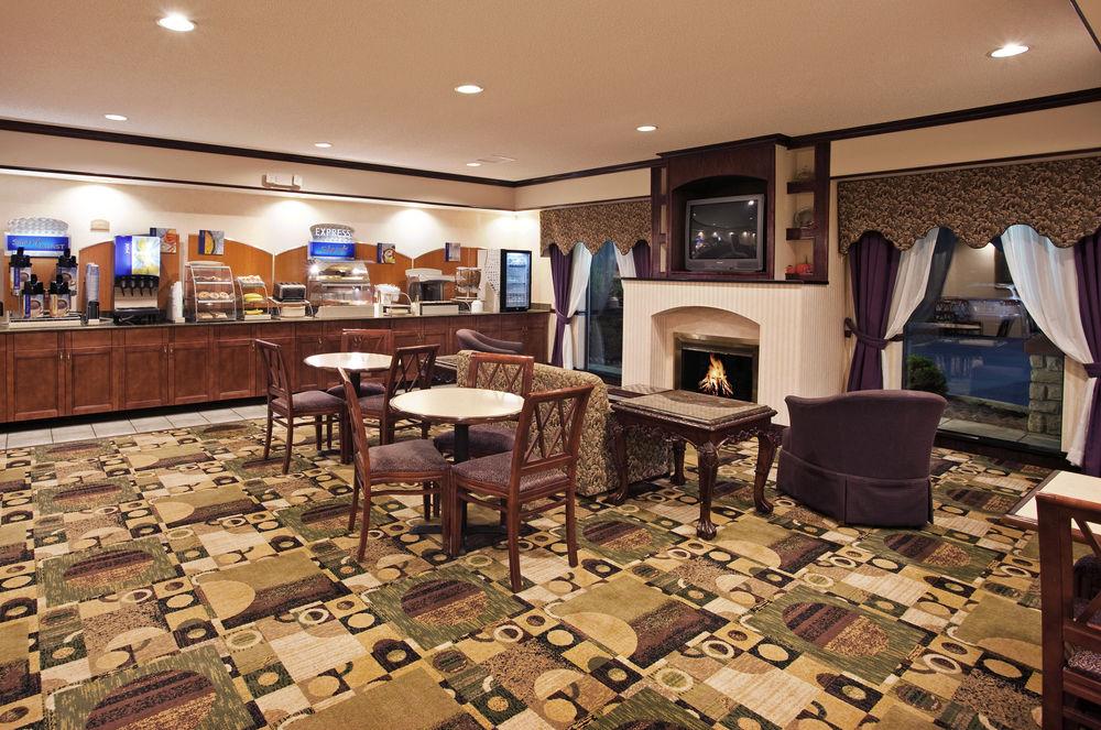 Holiday Inn Express Hotel & Suites Circleville By Ihg Экстерьер фото