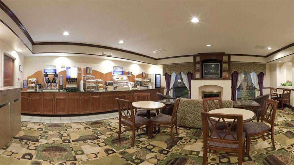 Holiday Inn Express Hotel & Suites Circleville By Ihg Экстерьер фото
