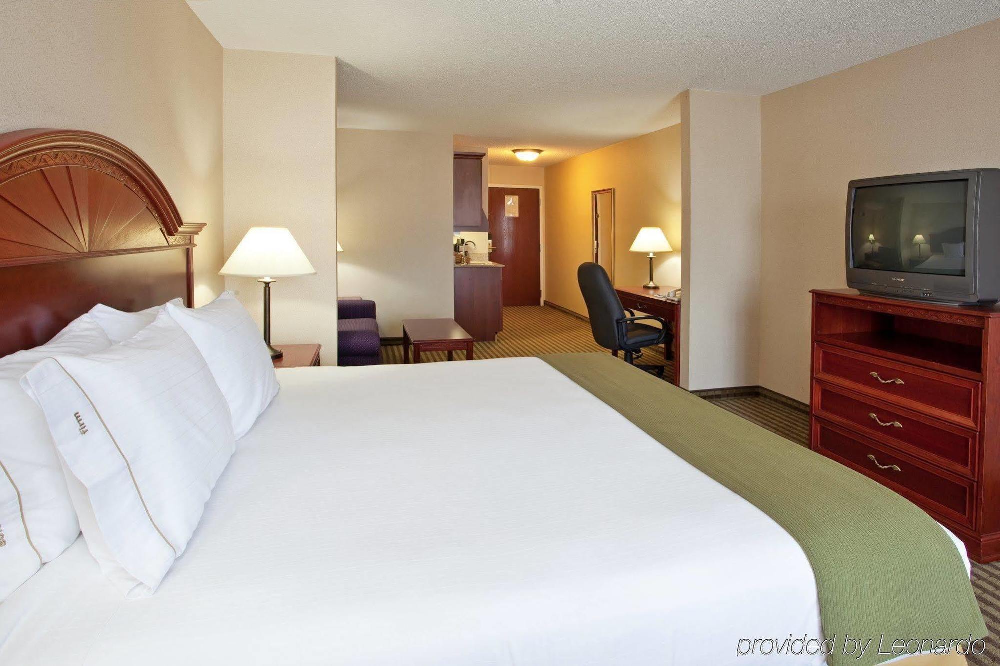 Holiday Inn Express Hotel & Suites Circleville By Ihg Экстерьер фото